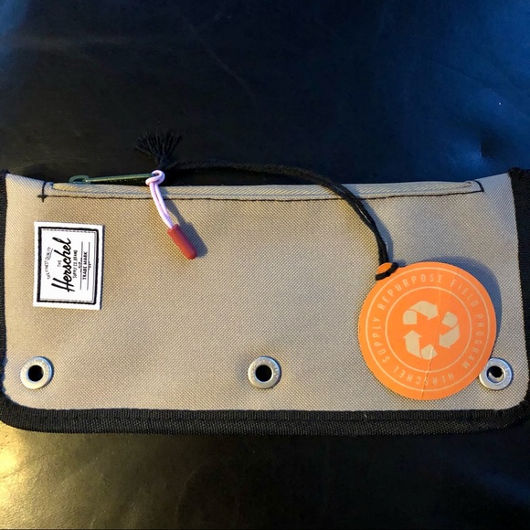Herschel Supply Co Repur Pencil Case - Picture 2 of 5
